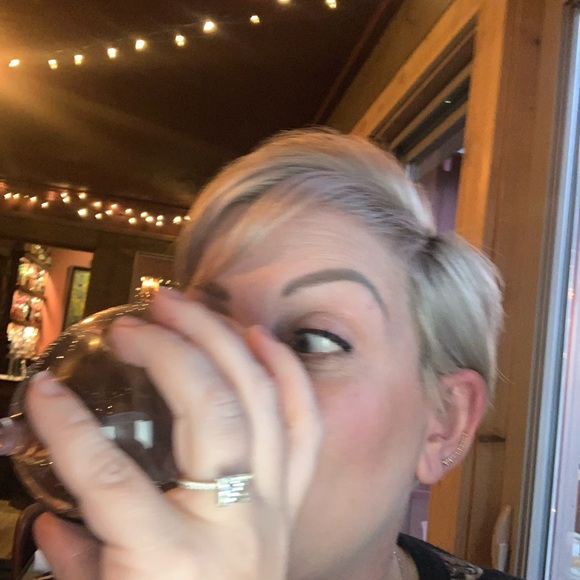 Meet your Posher, Julie - Picture 11 of 14